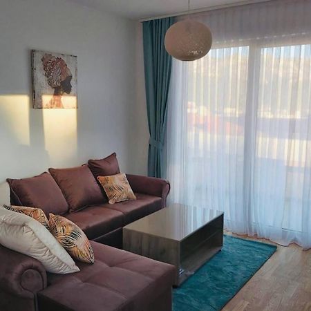 Wow Apartman Becici Luaran gambar