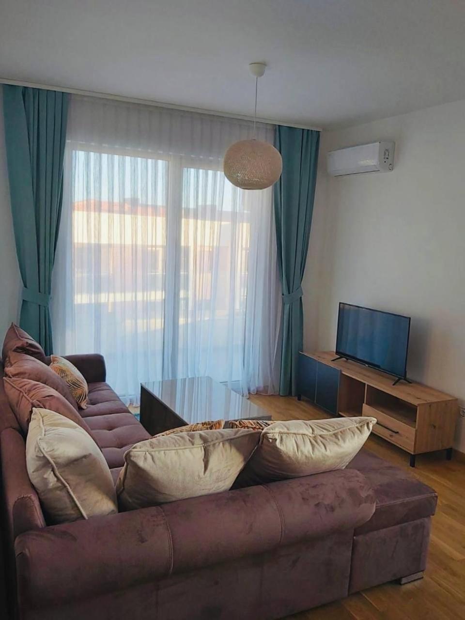 Wow Apartman Becici Luaran gambar