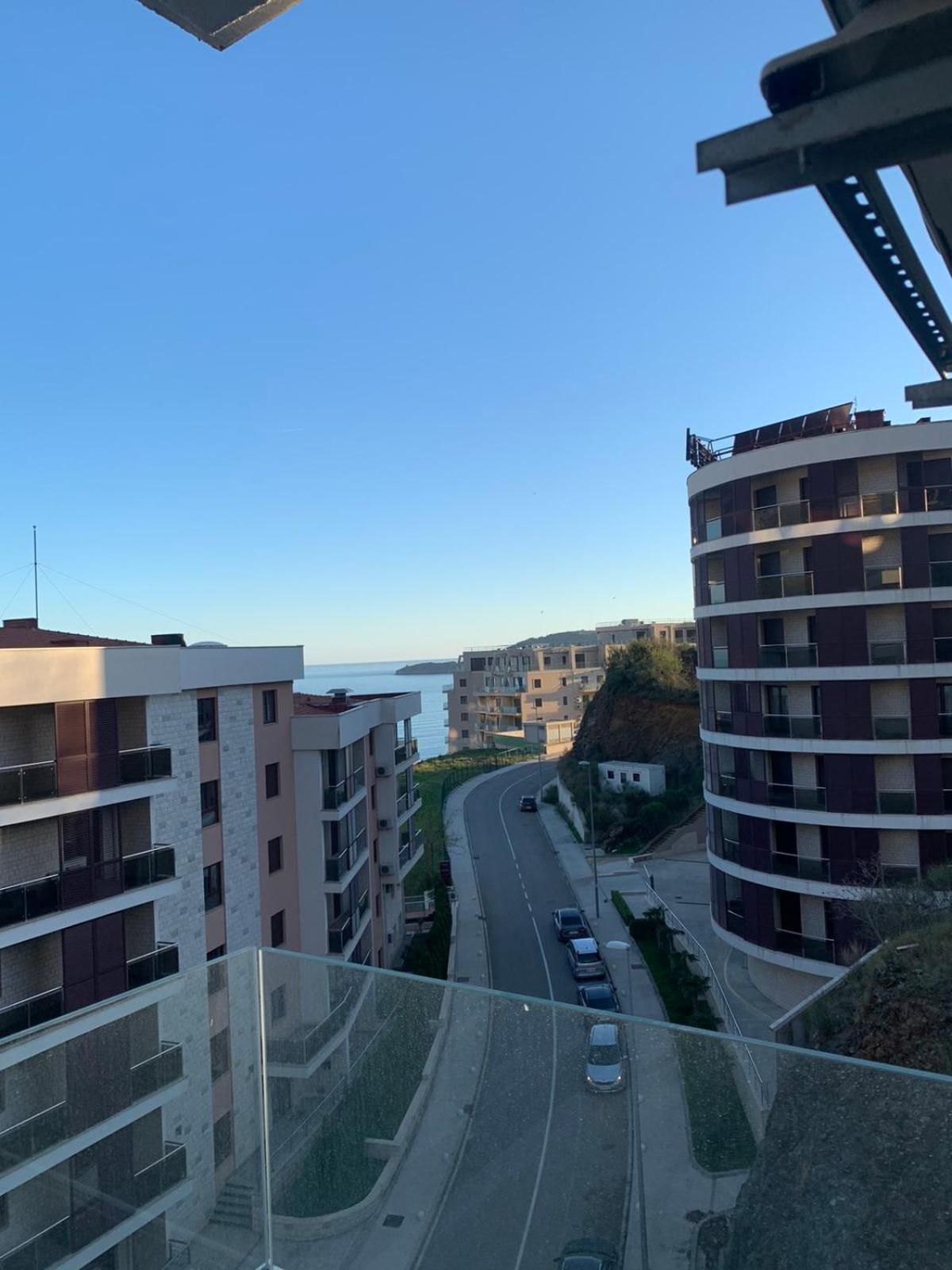 Wow Apartman Becici Luaran gambar